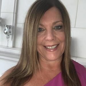 Meet your Posher, Holly